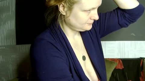 FrauKet online show from 11/18/25, 11:36