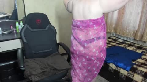 Snapshot of fraumartha chatting on 03/07/25, 05:51 FrauMartha online show from 03/07/25, 05:51