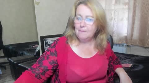 Snapshot of fraumartha chatting on 09/13/25, 01:22 FrauMartha online show from 09/13/25, 01:22