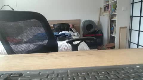 Snapshot of fravka chatting on 04/03/26, 08:45 fravka online show from 04/03/26, 08:45