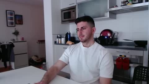 Snapshot of freakbomber chatting on 03/01/25, 02:23 freakbomber online show from 03/01/25, 02:23