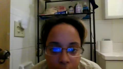Snapshot of freakjawn1992 chatting on 03/19/26, 06:45 FreakJawn online show from 03/19/26, 06:45