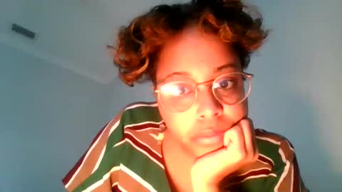 Snapshot of freakjawn1992 chatting on 04/09/26, 02:22 FreakJawn online show from 04/09/26, 02:22