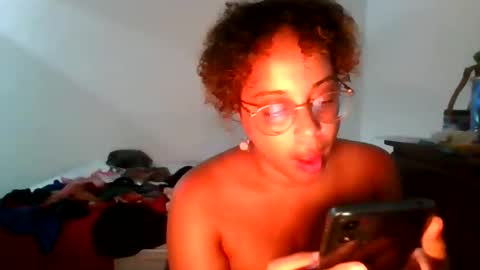 Snapshot of freakjawn1992 chatting on 05/06/26, 01:57 FreakJawn online show from 05/06/26, 01:57