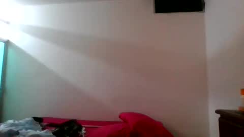 Snapshot of freakjawn1992 chatting on 06/08/26, 04:35 FreakJawn online show from 06/08/26, 04:35