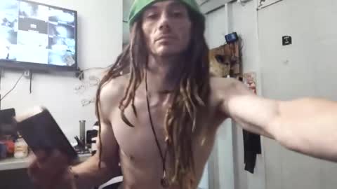 Squirrel twink online show from 10/01/25, 09:15