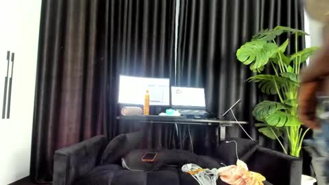 Snapshot of freaky_bad_girl chatting on 03/21/26, 04:50 Sandra online show from 03/21/26, 04:50