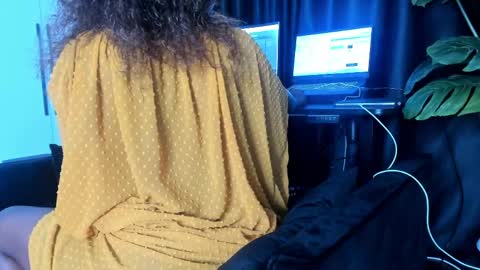 Snapshot of freaky_bad_girl chatting on 04/09/26, 09:09 Sandra online show from 04/09/26, 09:09