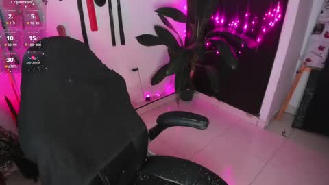 Snapshot of freaky_lia chatting on 04/11/26, 12:26 Lia Gomez online show from 04/11/26, 12:26