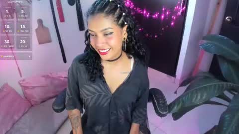 Snapshot of freaky_lia chatting on 06/20/26, 10:45 Lia Gomez online show from 06/20/26, 10:45