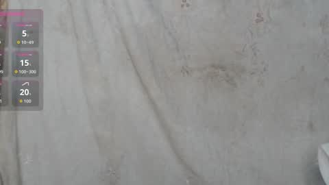 Snapshot of freaky_maxy chatting on 09/21/25, 09:05 maxy online show from 09/21/25, 09:05