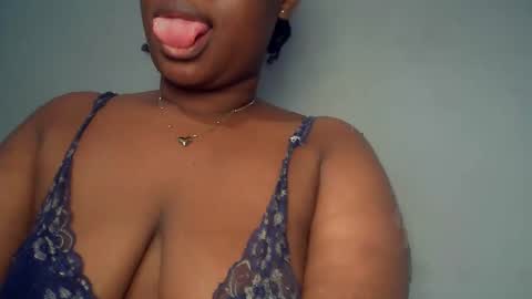 freaky slut5 online show from 02/19/26, 05:25