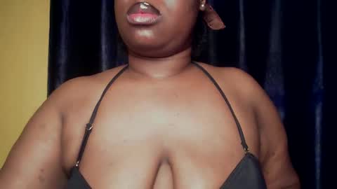 Snapshot of freaky_slut5 chatting on 05/20/26, 04:40 freaky slut5 online show from 05/20/26, 04:40