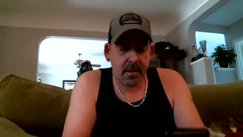 Snapshot of freakybidude420 chatting on 11/21/25, 04:27 FreakyBiDude420 online show from 11/21/25, 04:27