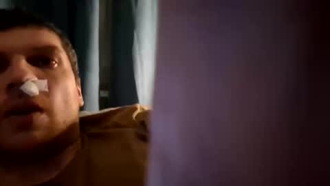 Snapshot of freakycrazyduo chatting on 12/21/25, 03:24 Hell In Us online show from 12/21/25, 03:24