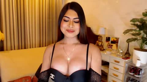 Snapshot of freakymariaxxxx chatting on 01/08/25, 04:34 Maria online show from 01/08/25, 04:34