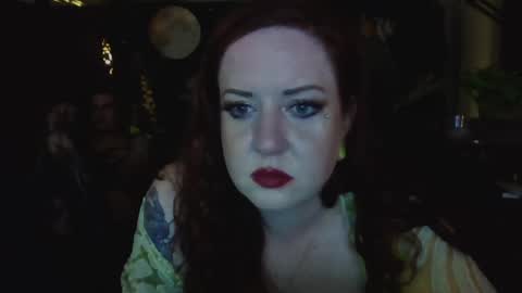 Snapshot of freckledfreaks chatting on 04/11/26, 09:02 Me Myself Irene online show from 04/11/26, 09:02