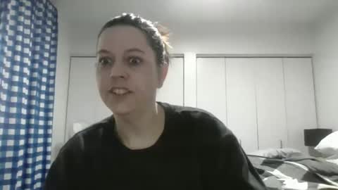 freckles232399 online show from 04/04/26, 04:04