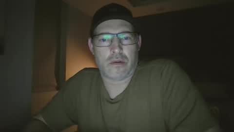 Snapshot of fred177771558049 chatting on 04/08/26, 02:44 fred177771558049 online show from 04/08/26, 02:44