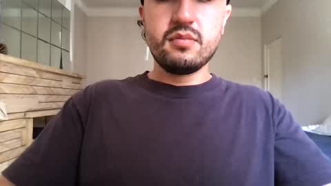 Snapshot of fred_555 chatting on 02/13/25, 05:48 fred_555 online show from 02/13/25, 05:48