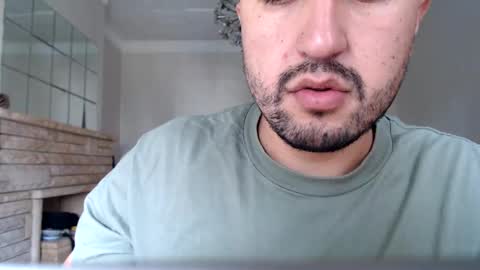 Snapshot of fred_555 chatting on 02/13/25, 11:04 fred_555 online show from 02/13/25, 11:04