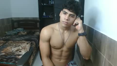 Esteban online show from 10/10/25, 03:22