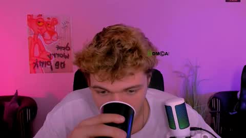 Freddy online show from 12/17/25, 09:48