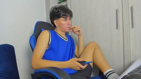 Snapshot of fredd_cs chatting on 11/07/25, 07:03 fredd_cs online show from 11/07/25, 07:03