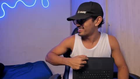 valeria online show from 04/06/26, 01:14