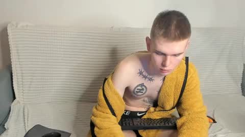 fredd_xanderrs online show from 01/16/25, 10:12