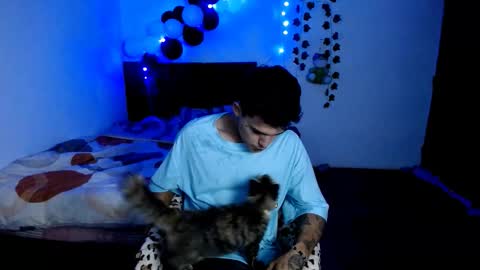 freddy romans online show from 11/12/25, 02:50