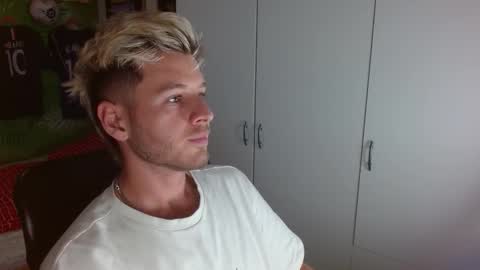 Frederick Perin online show from 10/23/25, 08:29