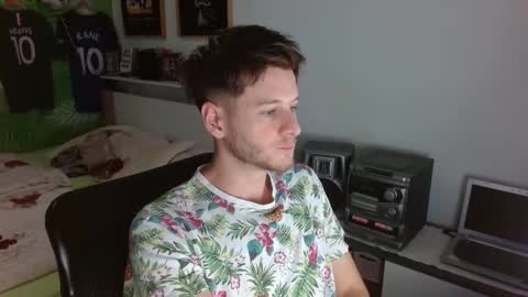 Snapshot of freddy_star chatting on 03/25/26, 01:50 Frederick Perin online show from 03/25/26, 01:50