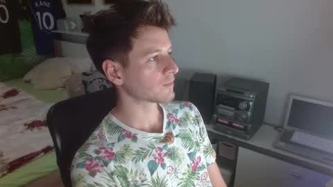 Snapshot of freddy_star chatting on 04/09/26, 02:11 Frederick Perin online show from 04/09/26, 02:11