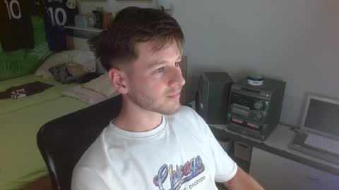 Snapshot of freddy_star chatting on 04/18/26, 09:15 Frederick Perin online show from 04/18/26, 09:15