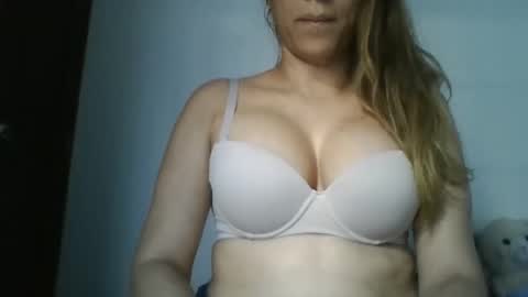 freddymar0109 online show from 01/17/26, 07:17