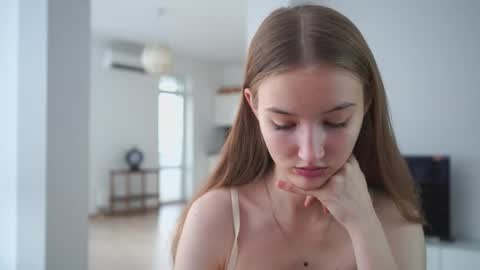 Snapshot of fredericabledsoe chatting on 09/13/25, 04:45 Amy online show from 09/13/25, 04:45