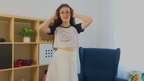 Snapshot of fredericahadley chatting on 03/14/26, 03:56 Hey im Olivia im glat to see you in mu room3 online show from 03/14/26, 03:56