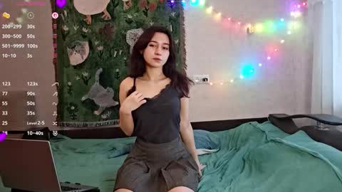 Snapshot of fredmurrietta chatting on 03/02/26, 01:51 Mia online show from 03/02/26, 01:51