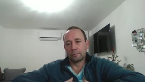 Snapshot of fredodu41 chatting on 12/22/24, 09:33 fredodu41 online show from 12/22/24, 09:33