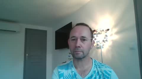 Snapshot of fredodu41 chatting on 12/22/24, 12:38 fredodu41 online show from 12/22/24, 12:38