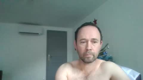 Snapshot of fredodu41 chatting on 12/19/25, 02:57 fredodu41 online show from 12/19/25, 02:57