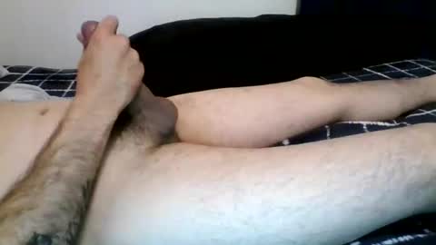 Snapshot of fredone13 chatting on 10/26/25, 06:08 fredone13 online show from 10/26/25, 06:08