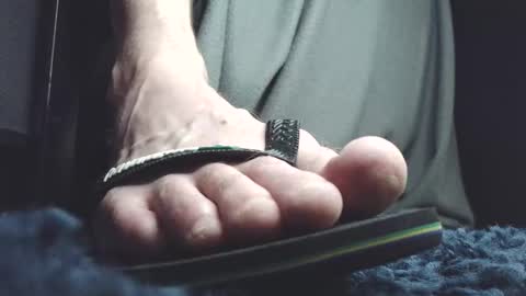 Snapshot of fredthetom12 chatting on 03/17/26, 01:54 Greedy Fred online show from 03/17/26, 01:54