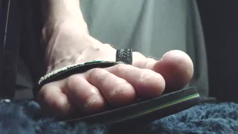 Snapshot of fredthetom12 chatting on 03/23/26, 02:15 Greedy Fred online show from 03/23/26, 02:15