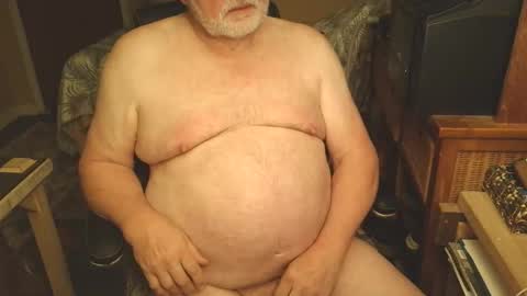 Snapshot of free_amos chatting on 06/08/26, 04:35 free_amos online show from 06/08/26, 04:35