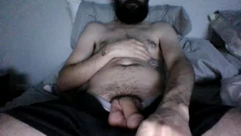 Snapshot of freebeard8 chatting on 05/04/26, 02:51 Freebeard8 online show from 05/04/26, 02:51
