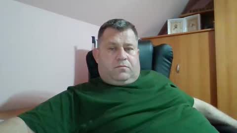 freeboy80180 online show from 12/16/24, 07:54