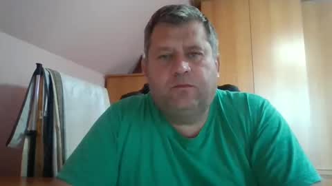 freeboy80180 online show from 09/21/25, 06:04