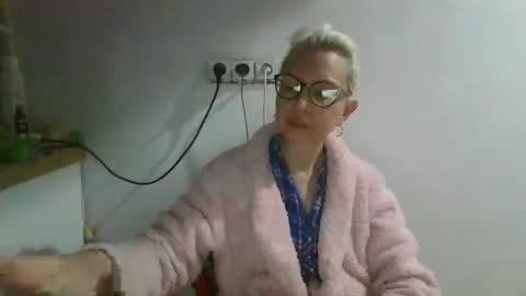 Snapshot of freediana chatting on 02/05/26, 02:27 Diana online show from 02/05/26, 02:27